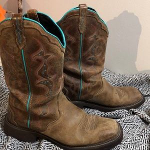 Justin’s cowgirl boots